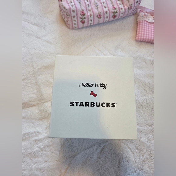 Starbucks × Hello Kitty Ribbon Mug – Limited Edition 15oz BNIB - Picture 5 of 8